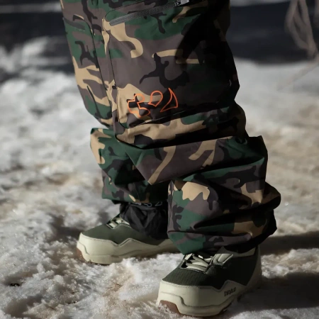 Męskie Spodnie snowboardowe -ThirtyTwo Recycled Camo